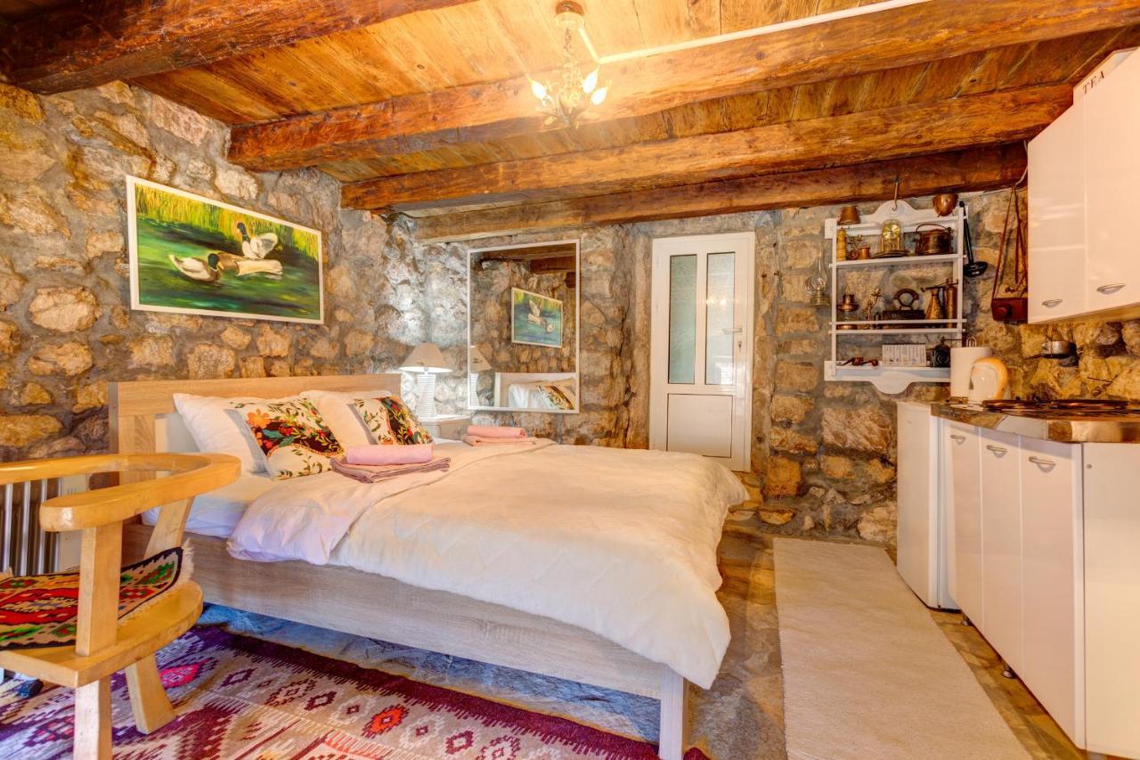 Holiday Home Pavle Rijeka Crnojevića エクステリア 写真