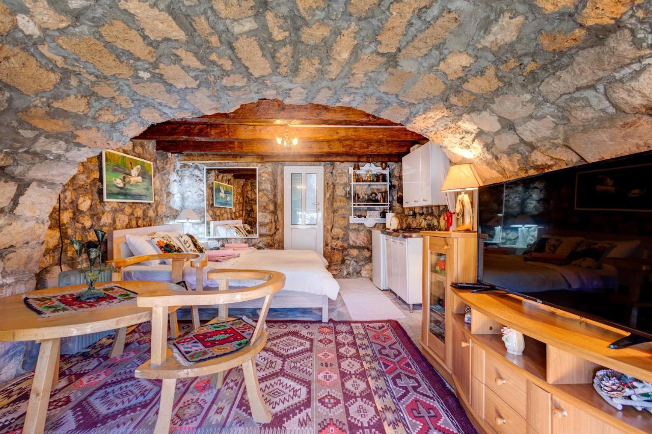 Holiday Home Pavle Rijeka Crnojevića エクステリア 写真