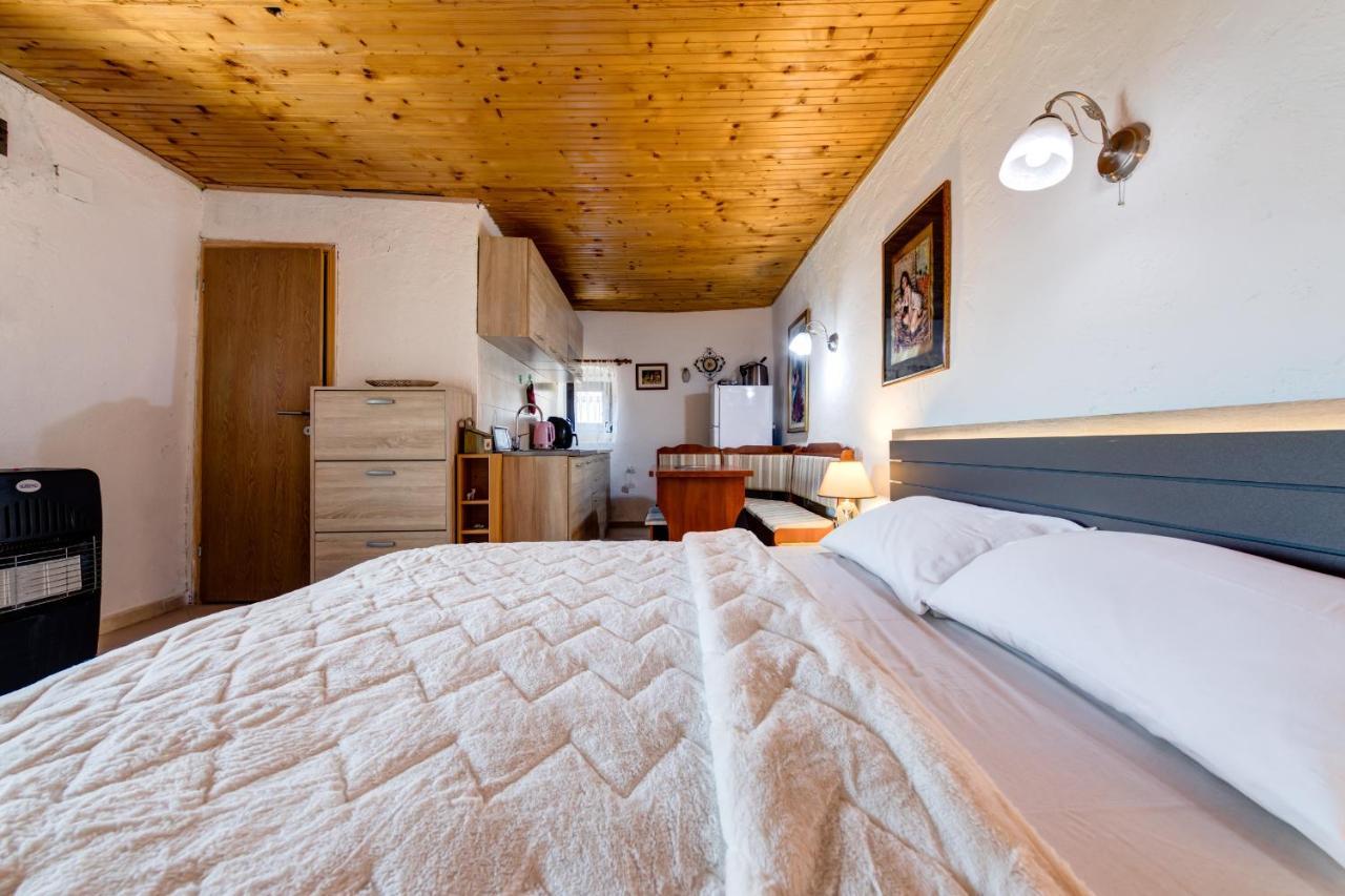 Holiday Home Pavle Rijeka Crnojevića エクステリア 写真